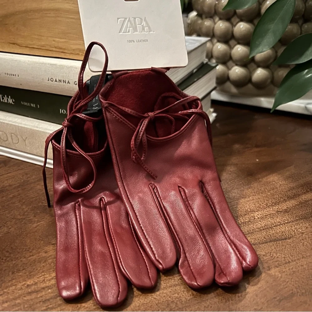 ZARA LEATHER BURGUNDY GLOVES WITH TIE NWT